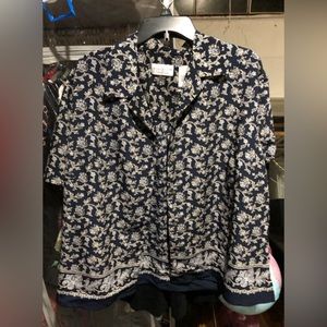 Navy paisley design short sleeve top plus size 2